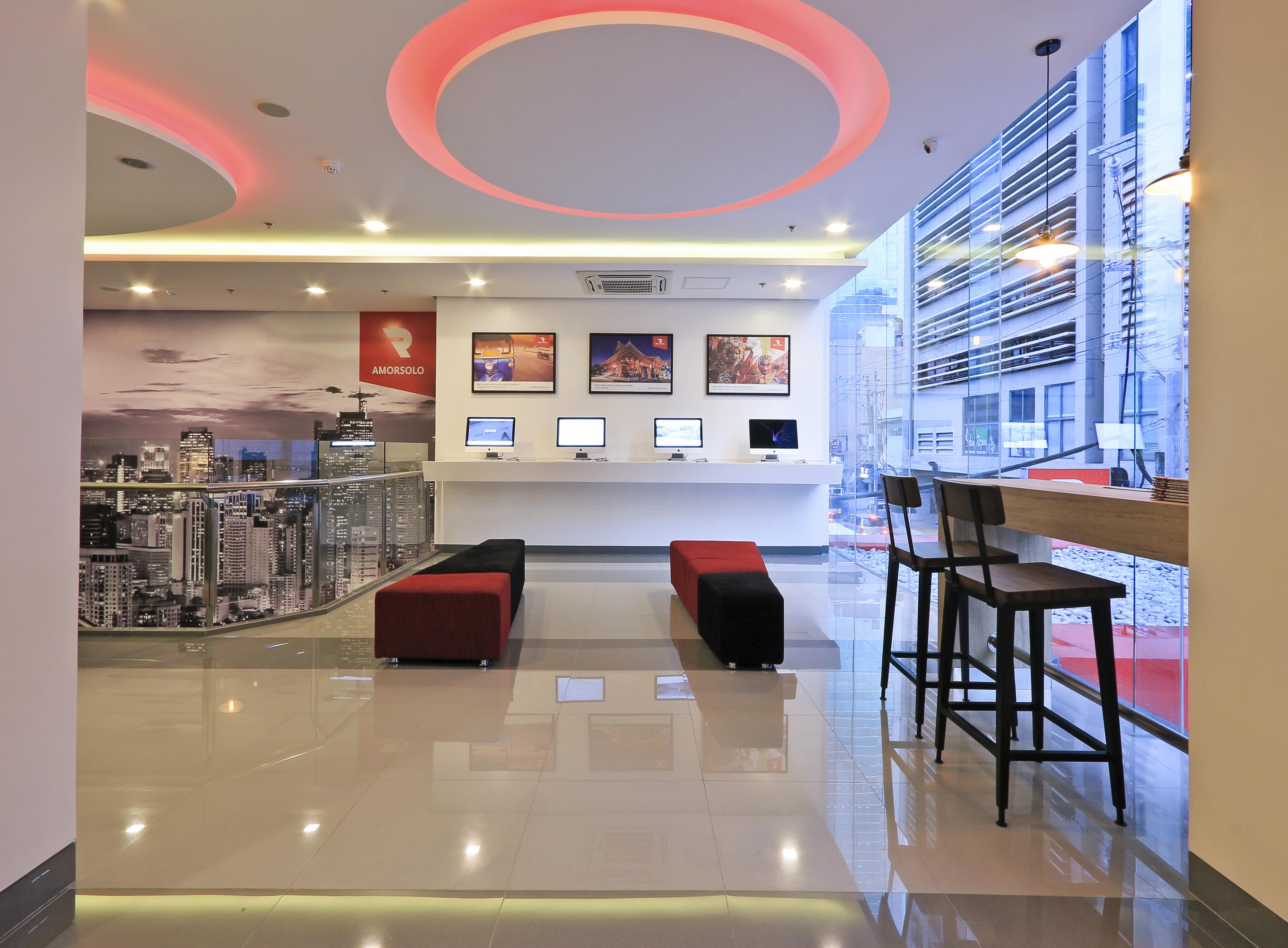 Red Planet Makati Amorsolo Makati City Exterior foto