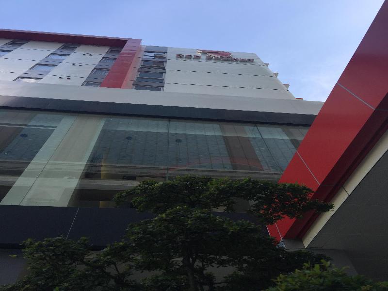 Red Planet Makati Amorsolo Makati City Exterior foto